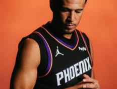 菲尼克斯(sī)太阳队发布2025/26赛季全新(xīn)球衣