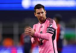 世界足坛只要有十(shí)佳球(qiú)！都会说像梅西！