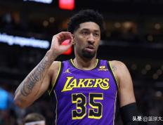 两次膝盖手(shǒu)术！29岁的伍德，还能重返NBA吗？