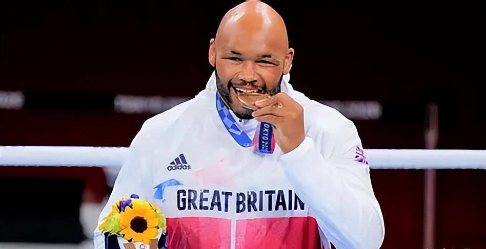 弗雷泽·克拉克将在BBC上直播比赛