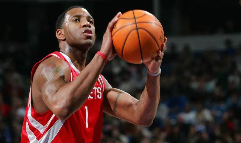 “伤病如影隨(suí)形,四位NBA球星改變(biàn)联盟(méng)格局”