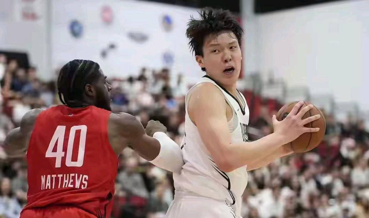 NBA夏(xià)季联赛:楊(yáng)瀚森(sēn)表现出色,利拉德续约开拓者队