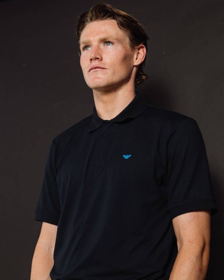 官方：阿玛尼成为那(nà)不勒斯正(zhèng)装合作伙伴