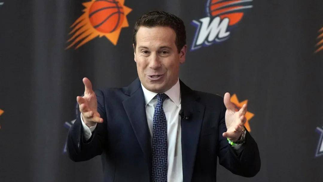 無(wú)缘附加赛!布克亲口承认!NBA最失败的三巨头