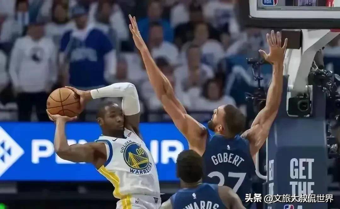 库明加离开NBA勇士原因曝光:季后赛首轮对阵火箭(jiàn)遭(zāo)科尔DNP有阴影