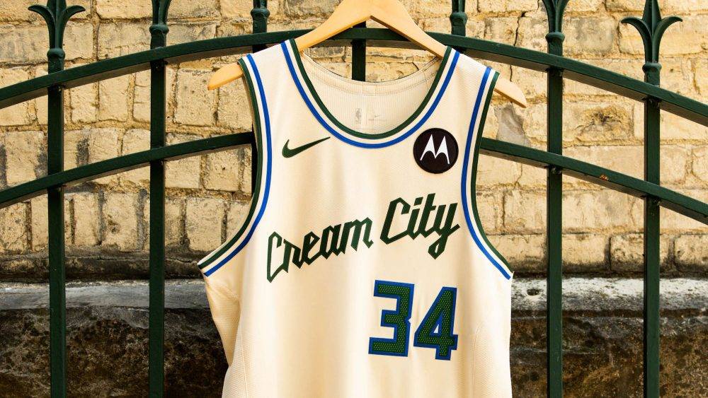 密尔沃基雄鹿队重启“奶油城”城市版队服