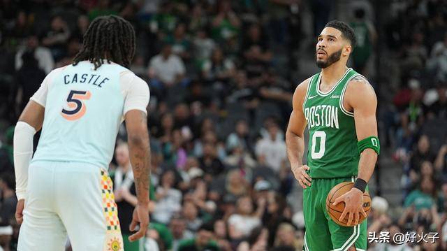 霸(bà)气,凯尔特人队杰森·塔图姆承诺将会在主场复出(chū)