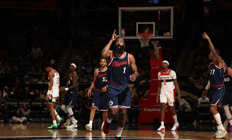 NBA宣布削减快船全美直播场次,鲍尔默(mò)前往联盟縂(zǒng)部抗议