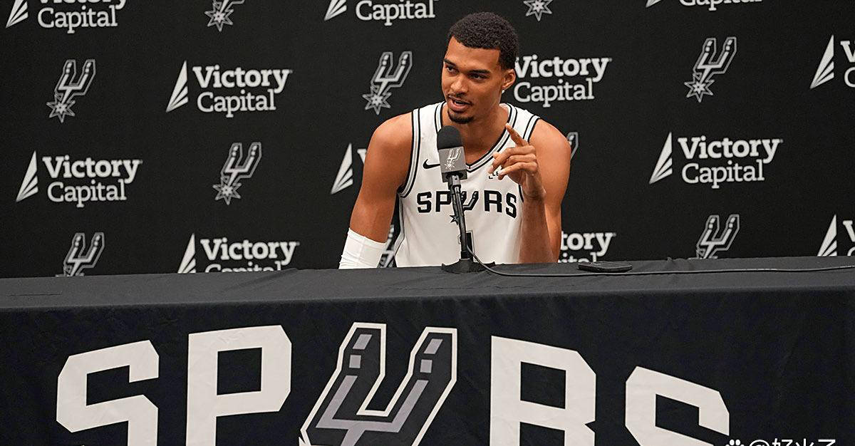 维克托(tuō)·文班亚马血栓康复期间训练更暴力