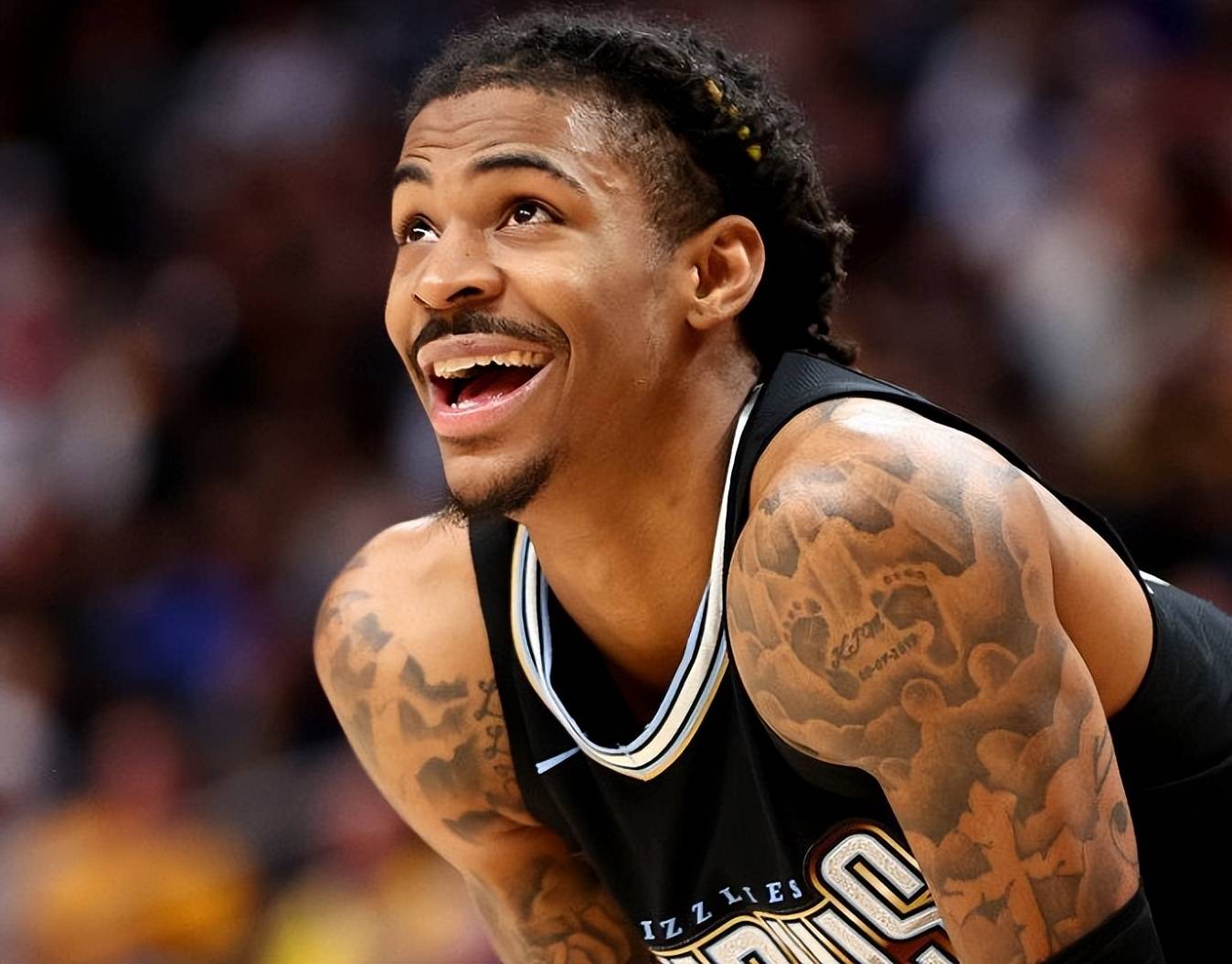 再见詹金斯,再见贝恩,灰熊18人名(míng)单,伤兵满营陷困境