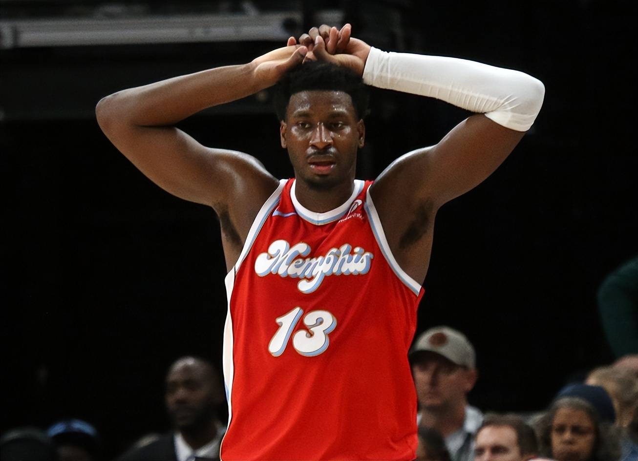 再见詹金斯,再见贝恩,灰熊18人名(míng)单,伤兵满营陷困境