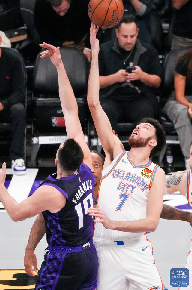 NBA常规赛:雷霆胜国王