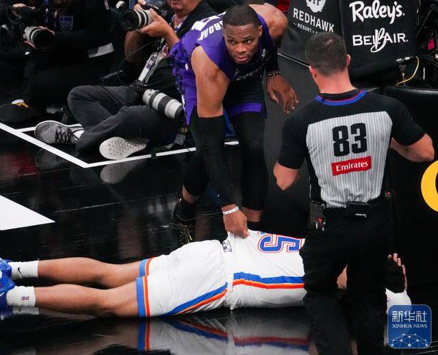 NBA常规赛:雷霆胜国王