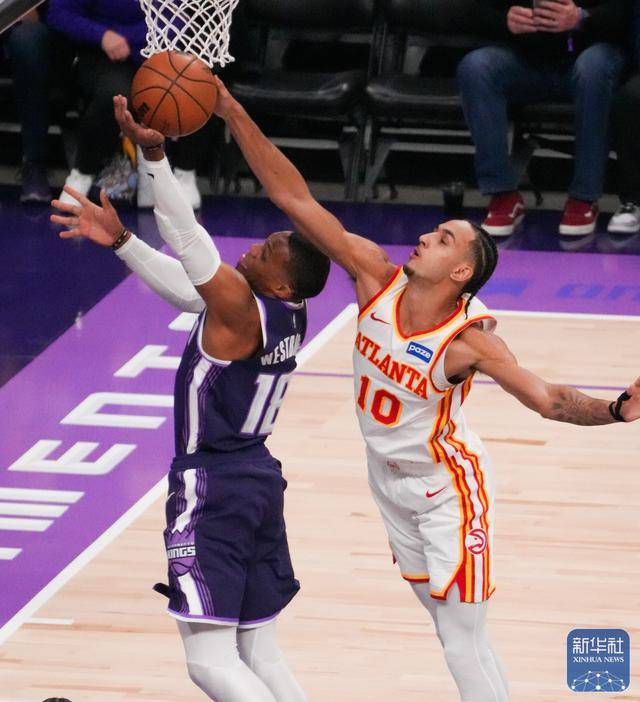 NBA常规赛|老(lǎo)鹰胜国王