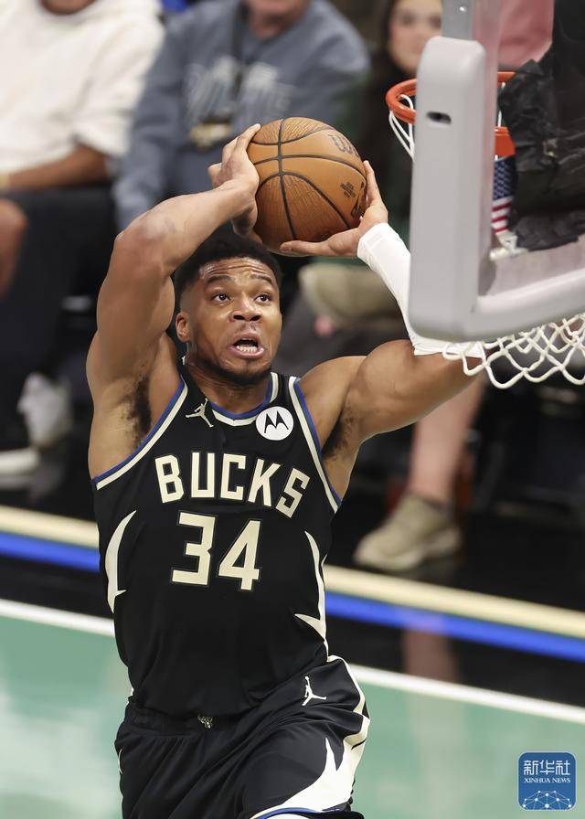 NBA常规赛｜雄(xióng)鹿胜公(gōng)牛