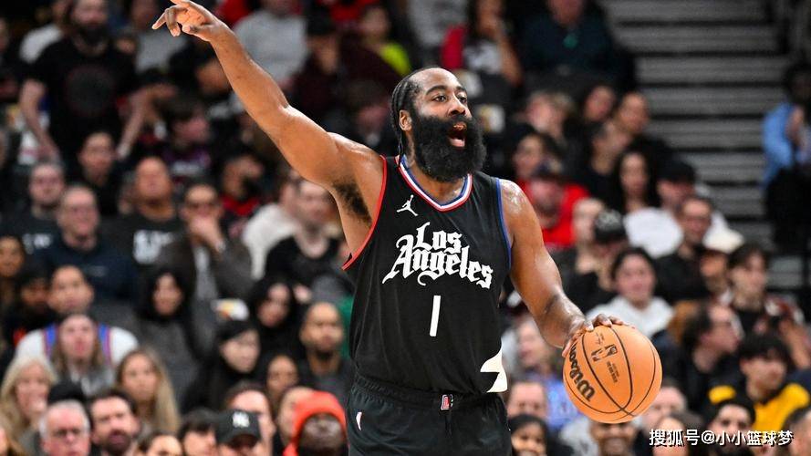 濃(nóng)眉三方交易加盟快船，哈登亲自出面招募，詹姆斯发表看法